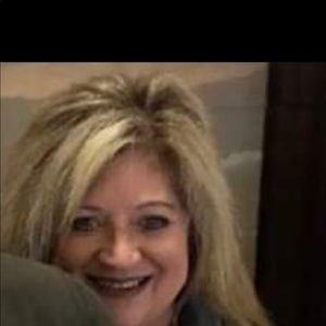 Meet your Posher, Dakota